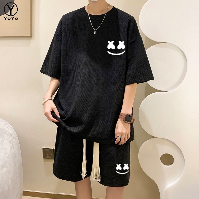 YOYO ชุดแฟชั่นชายเสื้อทีเชิร์ต (แขนสั้น + กางเกงขาสั้น) ชุดกีฬาและชุดพักผ่อน สไตค์ เกาหลี Clothing Man รุ่น2835(^_^)