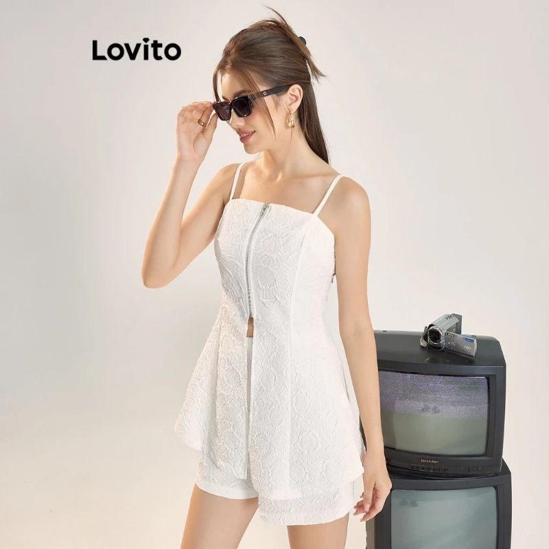 ชุดเซ็ท 2 ชิ้นจากแบรนด์ lovitoสีขาวผ้าลายนูนไม่บาง size s