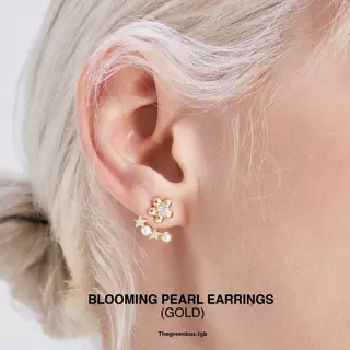 ต่างหู Blooming Pearl Earrings ต่างหูพร้อมตัวเสริม Extension ประดับมุก - The Green Box