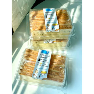 ขนมปังกรอบรสเนย และรสกระเทียม (กล่องเล็ก)