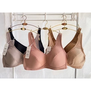 SabinaรหัสHBO24002-24032-NBO2320-09เสื้อชั้นในInvisibleWire(ไม่มีโครง)รุ่นFunctionBra