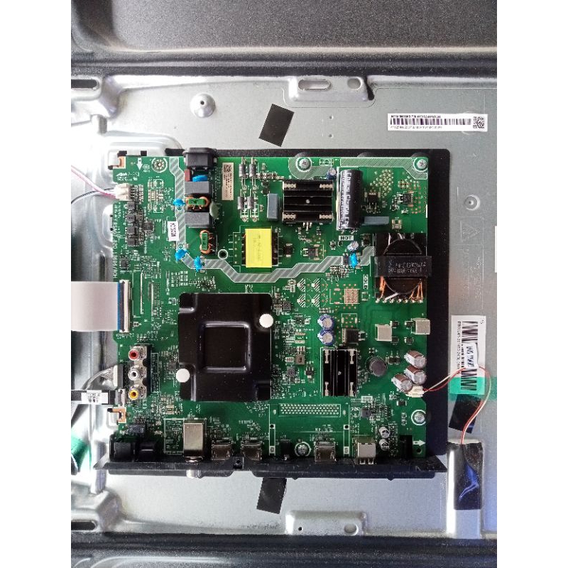 บอร์ด TV 55" Hisense Model 55A6500N ใช้กับเบอร์จอตามรูปของถอดใช้งานได้