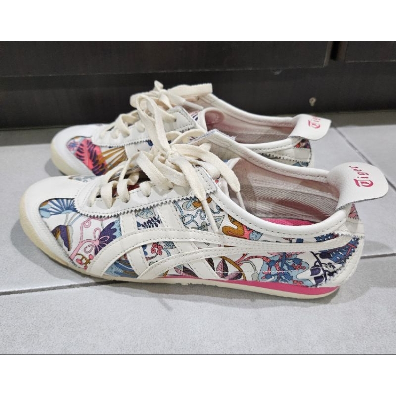 รองเท้า Onitsuka Tiger size 37.5 มือสอง