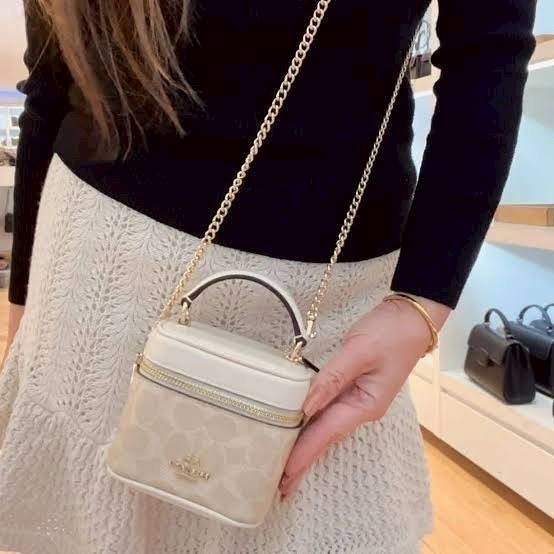 C0ach CY732 Ava Crossbody Bag in Signature Canvas Women Crossbody Sling Bag
