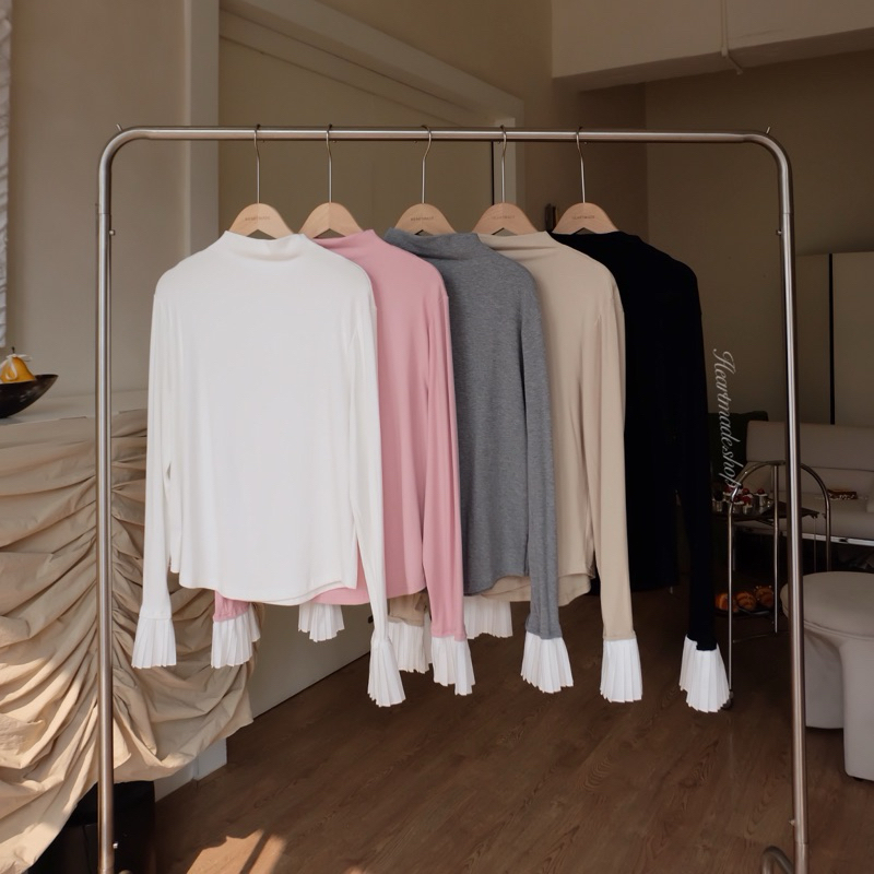 (C16) Heartmade—nada pleated top✨🪡(สินค้าพร้อมส่ง)