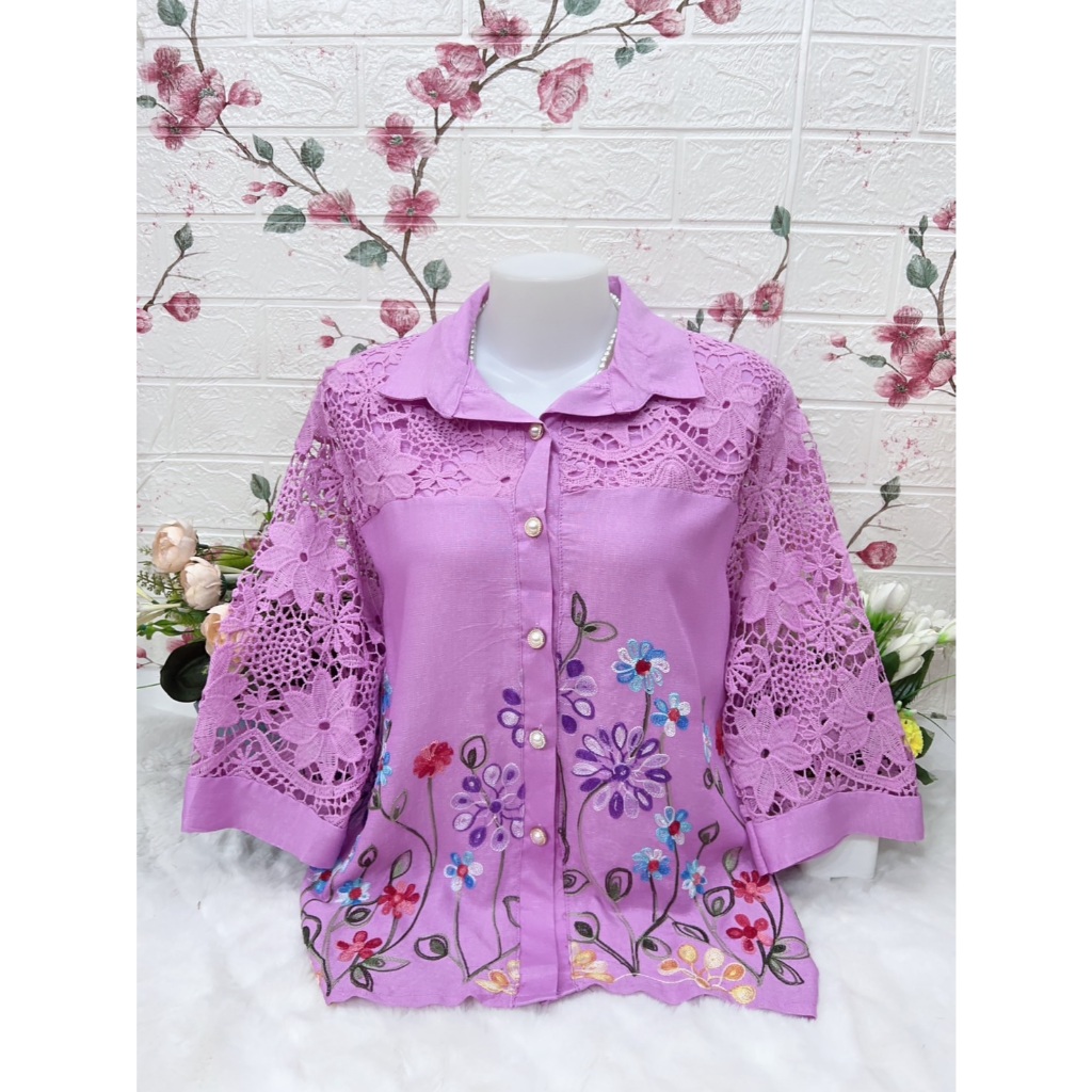 เสื้้อลูกไม้ผ้าลินิน รอบอก38-42/44-46/48-50-52/54-56นิ้ว ฟรีไซส์ หน้าผ้า46-52-56 มี3ไซส์ เสื้อลูกไม้คนสูงอายุใส่ทำบุญ