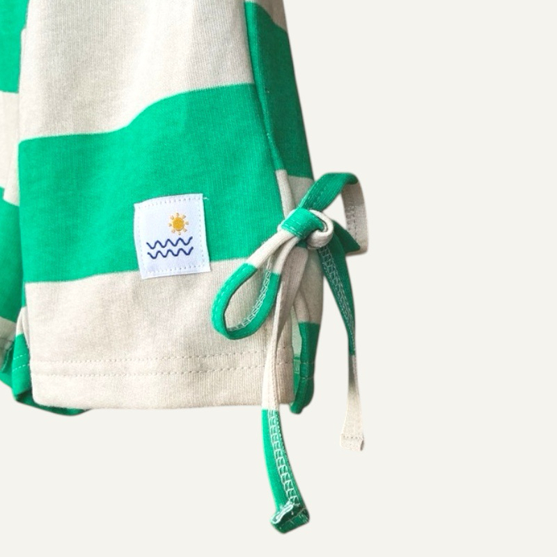 good vibes shorts 26-36 inches comes with bow 〰️ store851