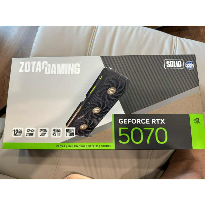 ZOTAC GAMING GeForce RTX 5070 SOLID 12GB