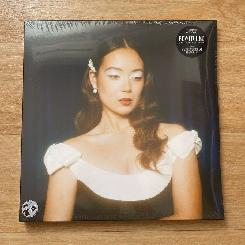 แผ่นเสียง Laufey  - Bewitched: The Goddess Edition , 2 x Vinyl, LP, Navy มือหนึ่ง ซีล