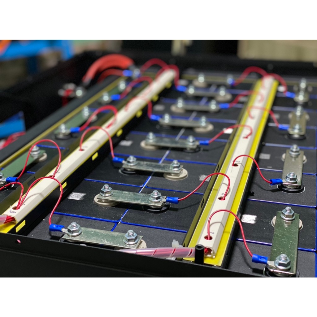 แบตเตอรี่ลิเธียมฟอสเฟส 48v 314 Ah  สื่อสารอินเวอรเตอร์ได้ RS485/CAN หน้าจอ Touch Screen