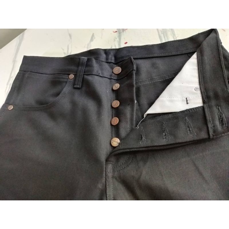 wแลง ยีนส์สีดำ แลง superblack ขากระบอกตรง  ผ้าสวยผ้าหนา