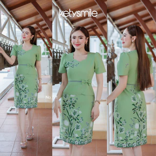 KS771 ชุดเดรสผ้าปาเต๊ะอินโด พิมลาย แต่งระบายเอว ทรงสอบ พลางหุ่นสุดๆ งานอัดกาวทั้งชุด ทุกชิ้น ซิปซ่อนด้านหลัง (S-3XL)