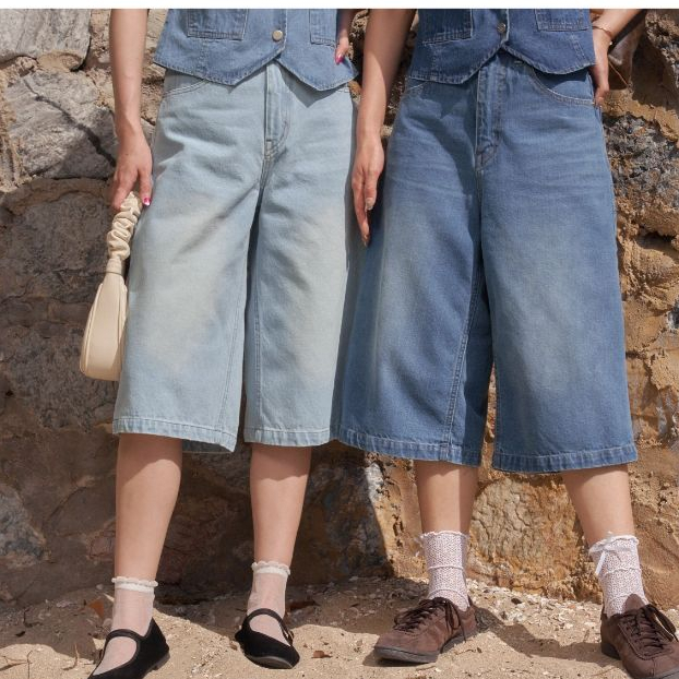 Sis story กางเกงยีนส์ ขาสั้น ทรงหลวม Sis 048 Donut culotte shorts - Blue/Dark blue