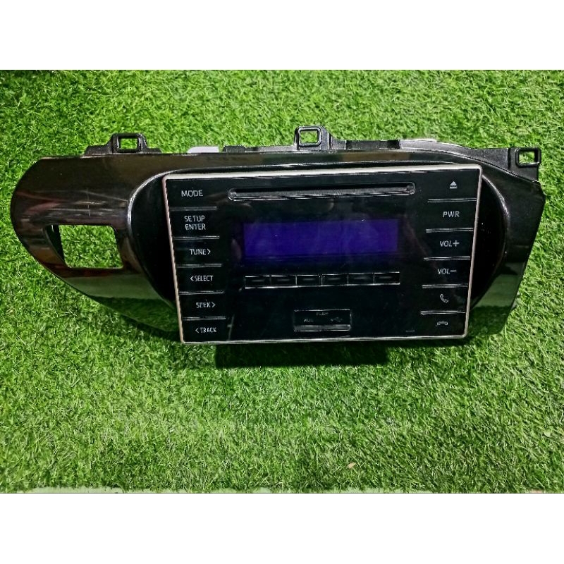 จอเดิมติดรถโตโยต้าRevo