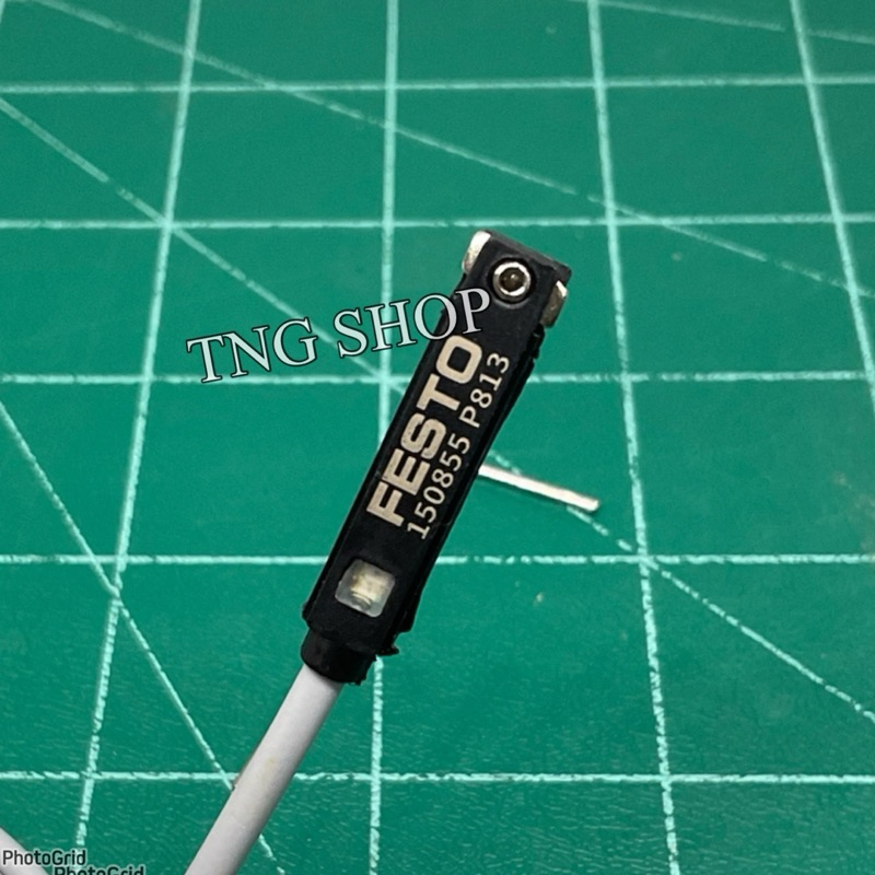 SME-8-K-LED-24 FESTO Proximity Switch for T-Slot สวิตซ์แบบใกล้ชิด DC 3สาย