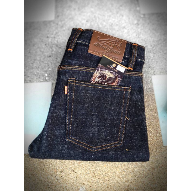 Hard jeans 22oz Indigo Slubbyมีทรงกะบอกเล็กและกะบอกตรง,กะบอกใหญ่