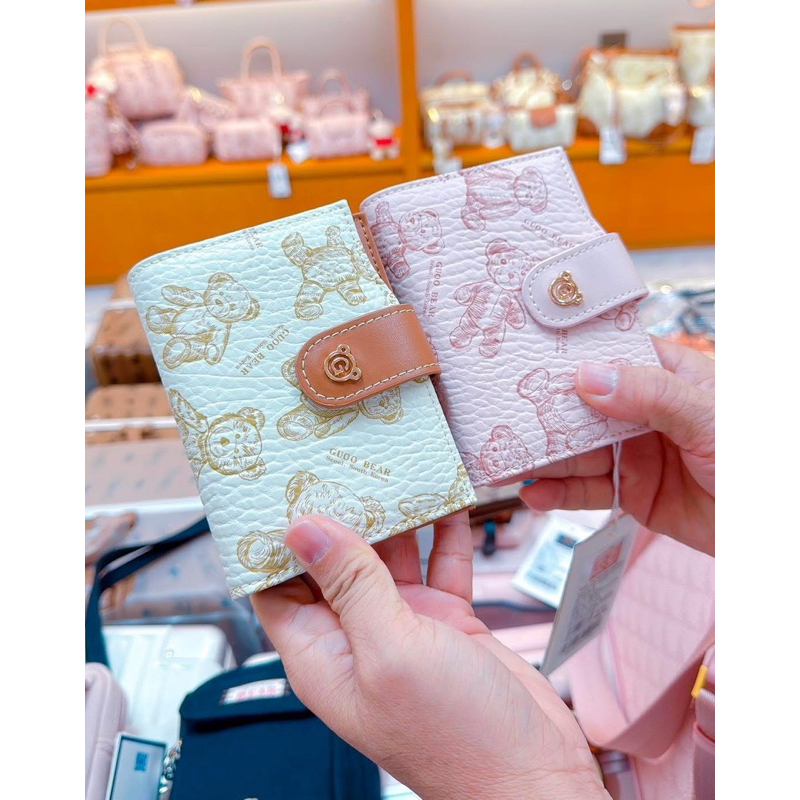 GUOO BEAR กระเป๋าสตางค์ ใบกลาง 2พับ 4x5นิ้ว ใส่บัตรได้เยอะ พร้อมถุงแบรนด์ ✨พร้อมส่ง✨