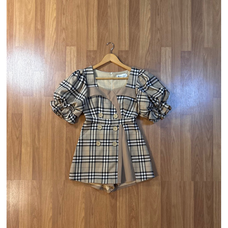 จั๊มสูท ป้าย Valley Girl Size S แขนพองๆ