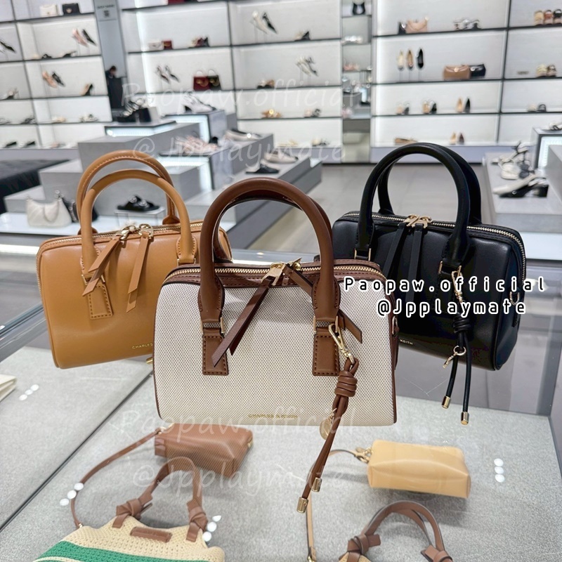 กระเป๋าสะพายข้าง Charles & keith รุ่น Everleigh Bowling Bag : CK2-30671768 แท้จากชอป 100%