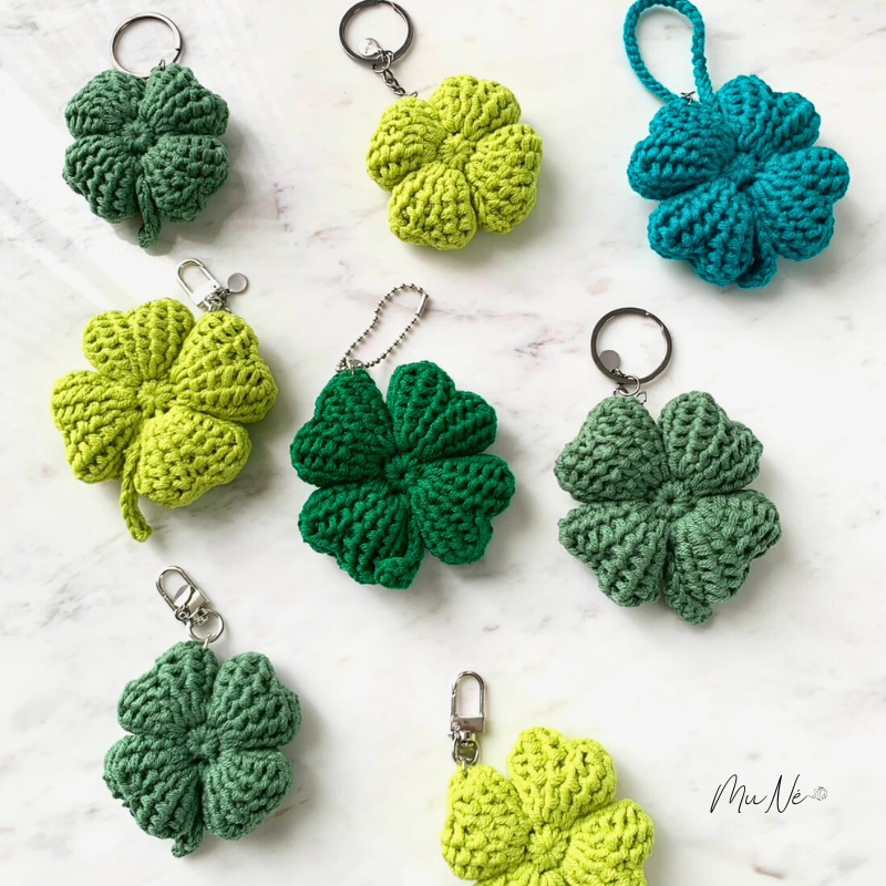พวงกุญแจ ใบโคลเวอร์ ถักนุ่ม ๆ | พวงกุญแจแฮนด์เมด | พกโชคดีติดตัว | Lucky Clover Keychain