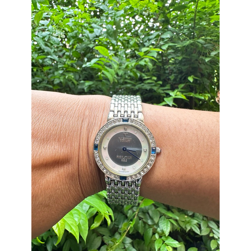 นาฬิกา Valentino Domani ขนาด Boy size หน้าปัด Platinum แท้มือสอง พร้อมใช้สภาพดีUSED