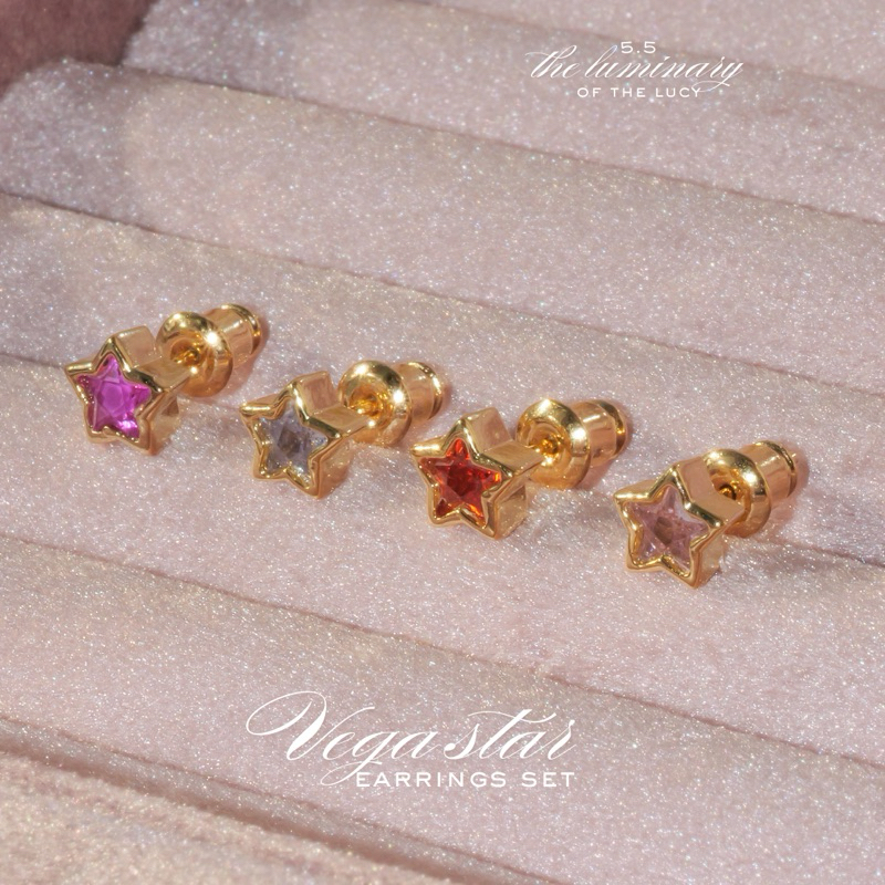 The Lucy Vega star earrings set