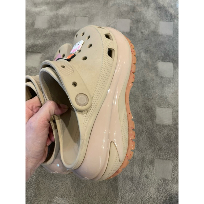 รองเท้าลำลองcrocsมือ1