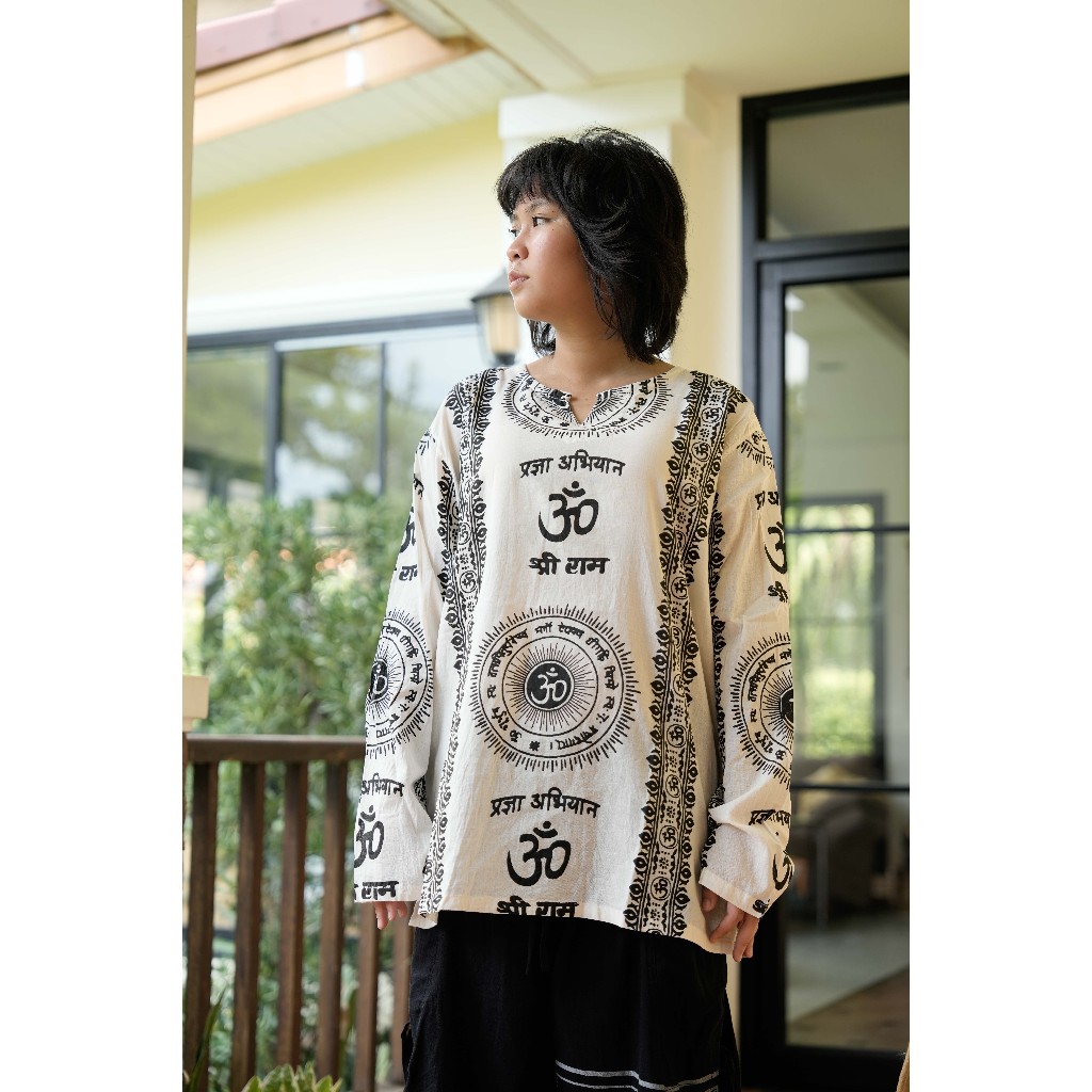 [ตัดเย็บ 3-4 วัน] เสื้อแขนยาวโอมสามมิติ | 3D Ohm เสื้อโอมใส่ไปทะเลเนื้อผ้าใส่สบาย ราคา ถูกที่สุด ดีลบีเคเค รูปภาพหลัก