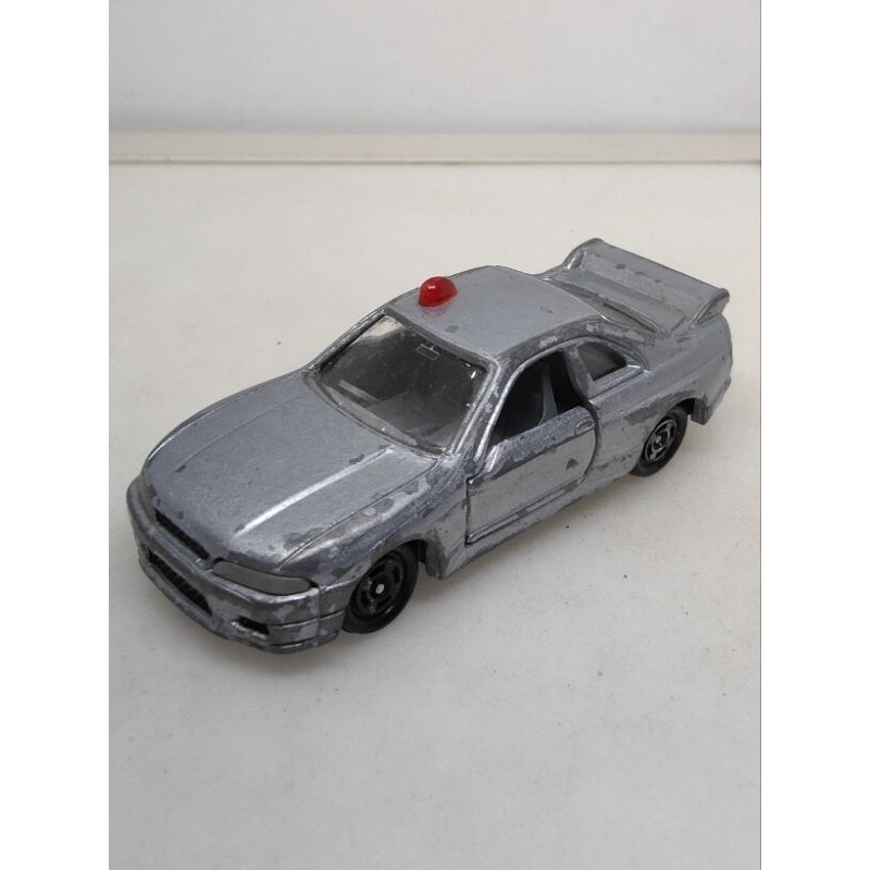 🟤⚪โมเดลรถเหล็ก Tomica Nissan skyline GT-R R33