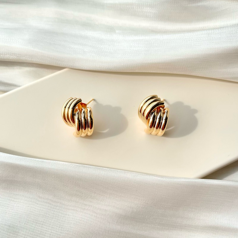 Btips Earring | Crave