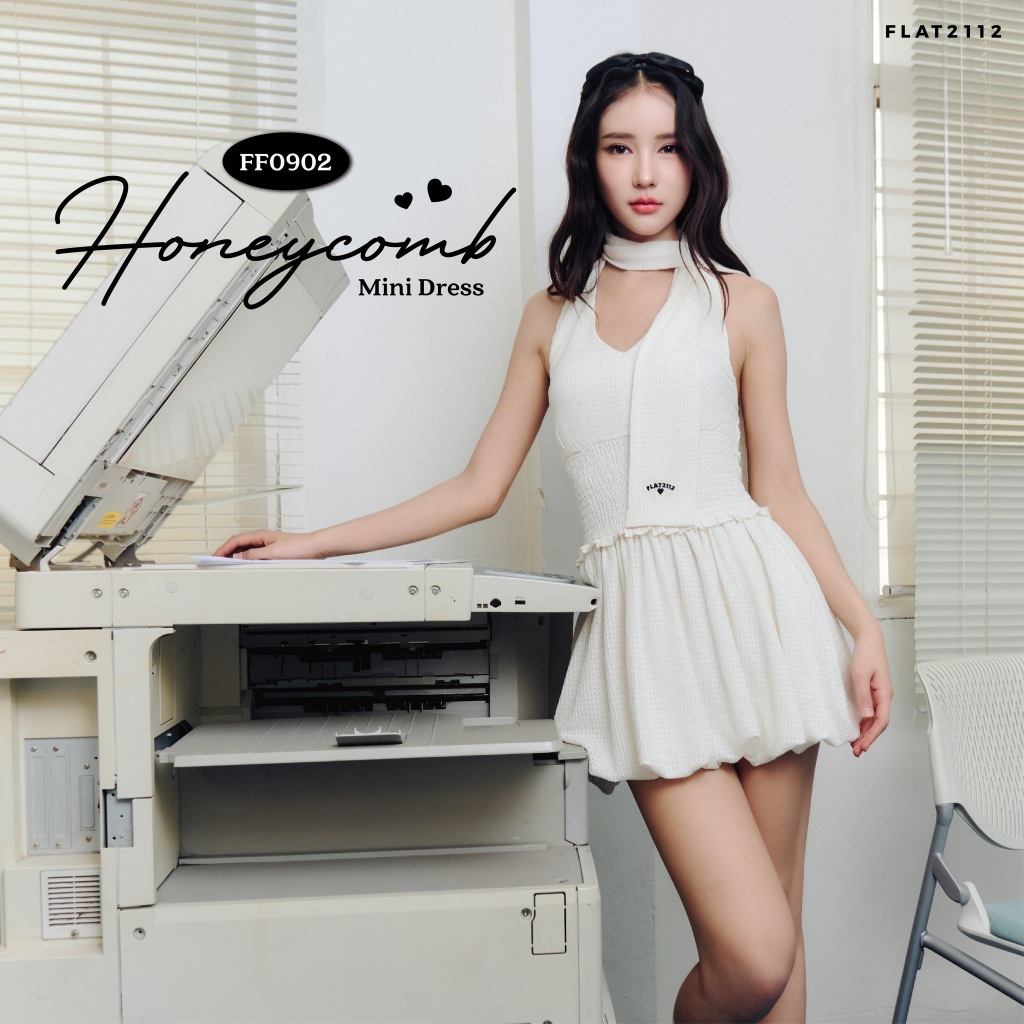 FLAT2112 FF0902 : HONEYCOMB MINI DRESS ชุดเดรส เดรสเปิดหลัง เดรสกระโปรงบอลลูน ชุดออกงาน แฟชั่นผู้หญิง