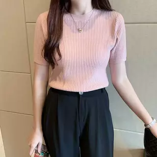 ไหมพรมช้อป จัดส่งรวดเร็ว เสื้อยืดผ้ารอง แขนสั้น ผ้าเข้ารูป ผ้าเบาใส่สบาย แนะนำไม่เกิน 38 นิ้ว ฟรีไซส์