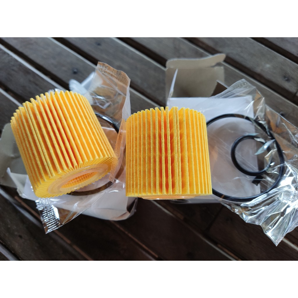กรองเครื่อง ไส้กรองน้ำมันเครื่องแท้  ALTIS ปี 2009-2019 , PRIUS พรีอุส ปี 2010-2015 04152-YZZA6