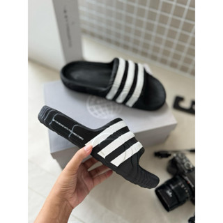 Adidas  Adilette  22