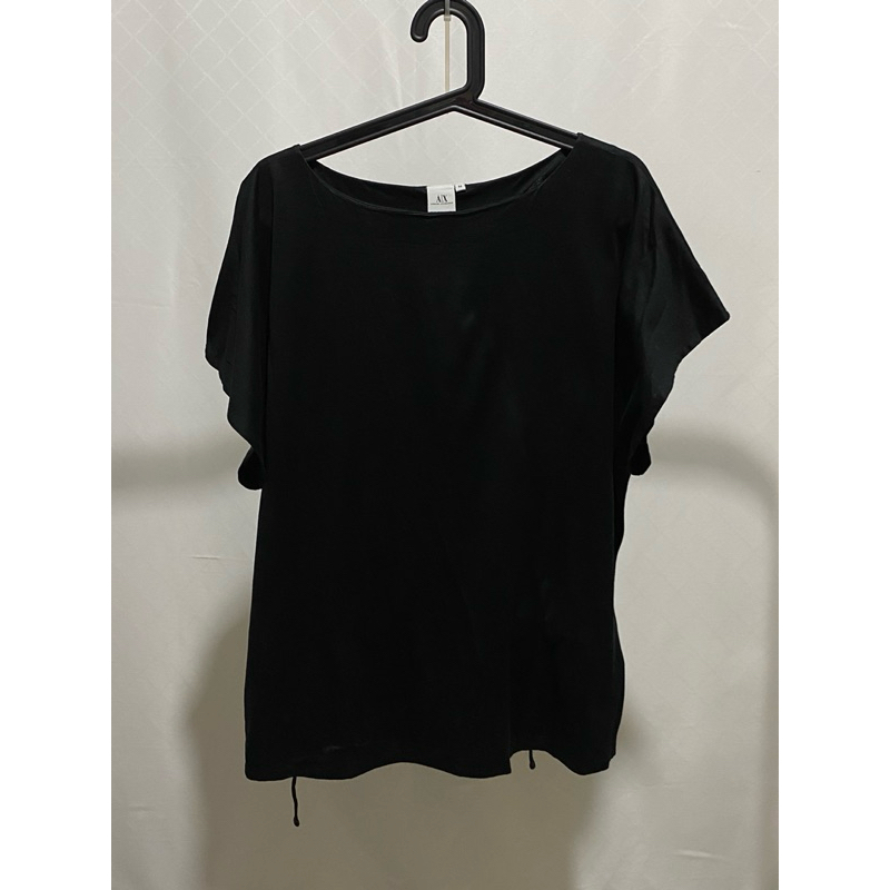 เสื้อผู้หญิง A/X ARMANI EXCHANGE size M มือ2 ของแท้ 💯% รอบอกเสื้อ 46“ ยาว 26.5”