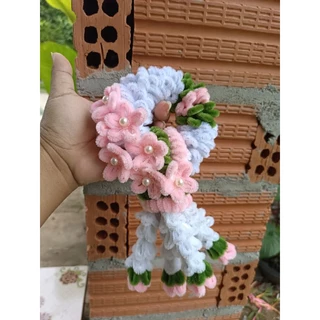 (พร้อมส่ง)พวงมาลัยลวดกำมะหยี่วันแม่ครบเซ็ตยกกล่อง🌷