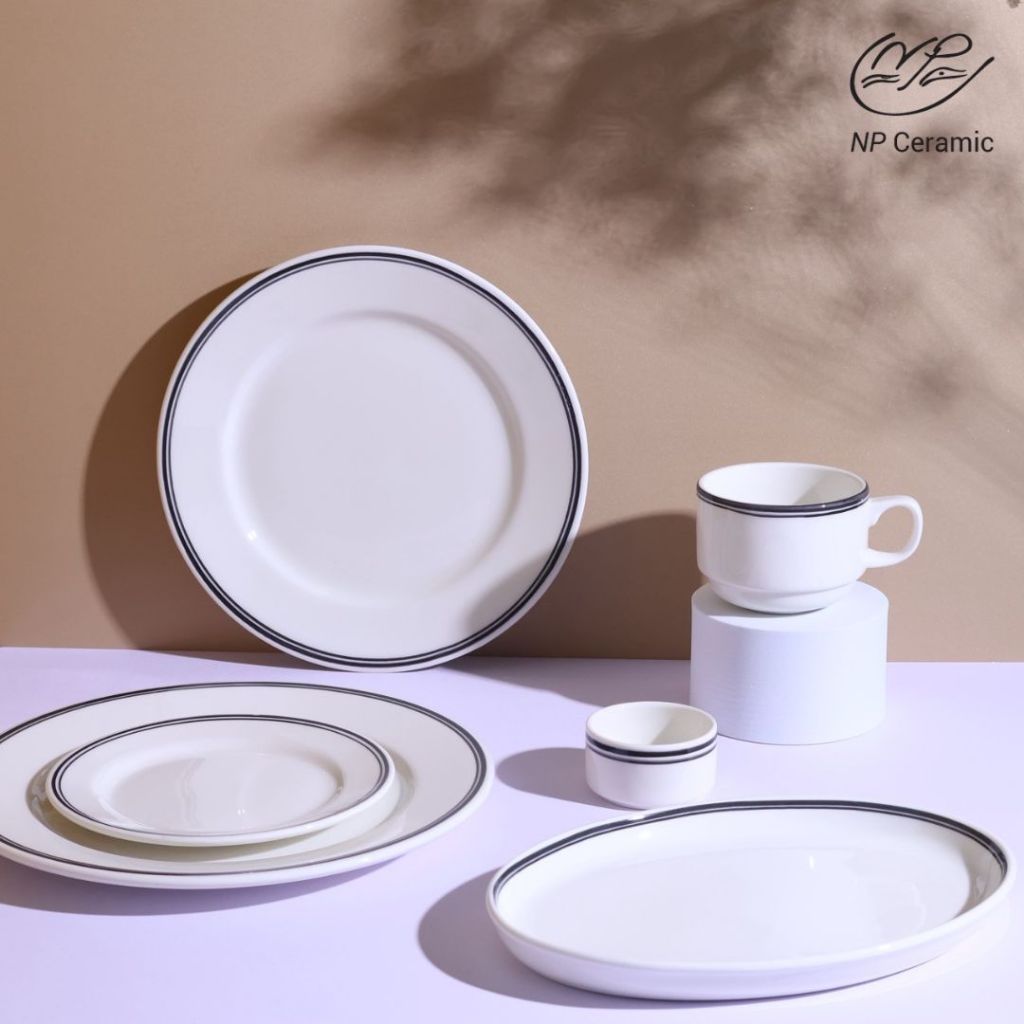 [ลดสูงสุด 80%] NP Ceramic จานเซรามิค สีขาววนขอบดำ สวยมีสไตล์