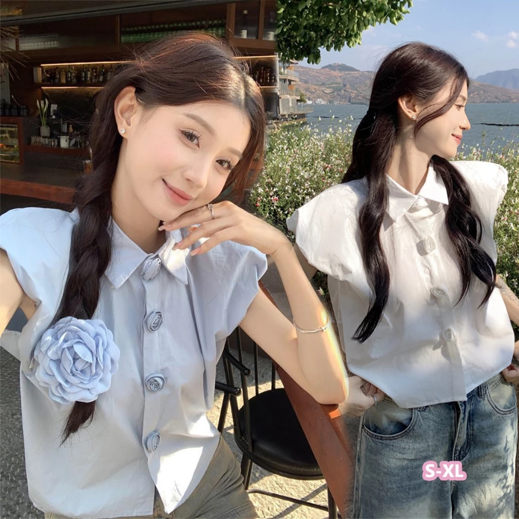 🌵Grace_chili🌵 เสื้อแฟชั่นผู้หญิง แขนกุด สีพื้น กระดุมลายดอกไม้ ผ้าใส่สบายและดีไซน์ประณีต W590