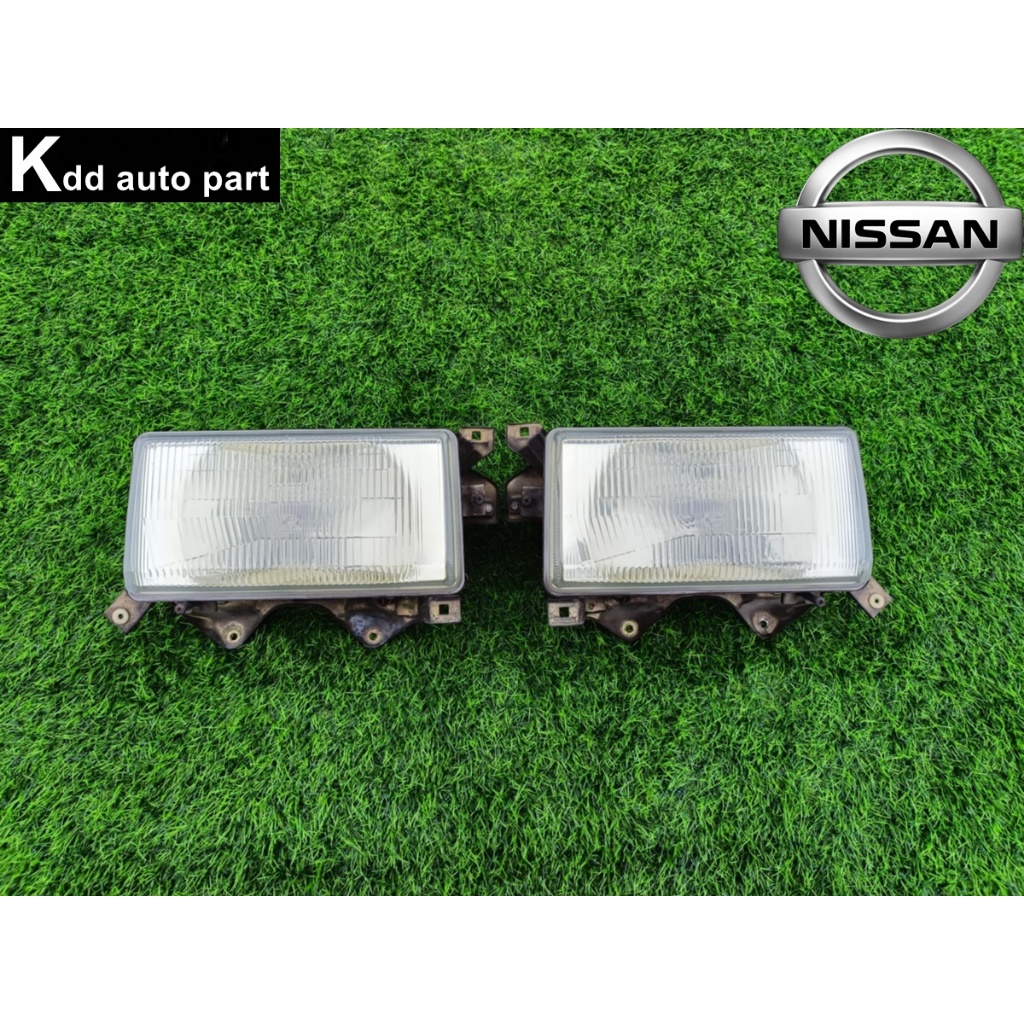 ไฟหน้า รุ่นแรก Nissan Sunny B11 1983 - 1985