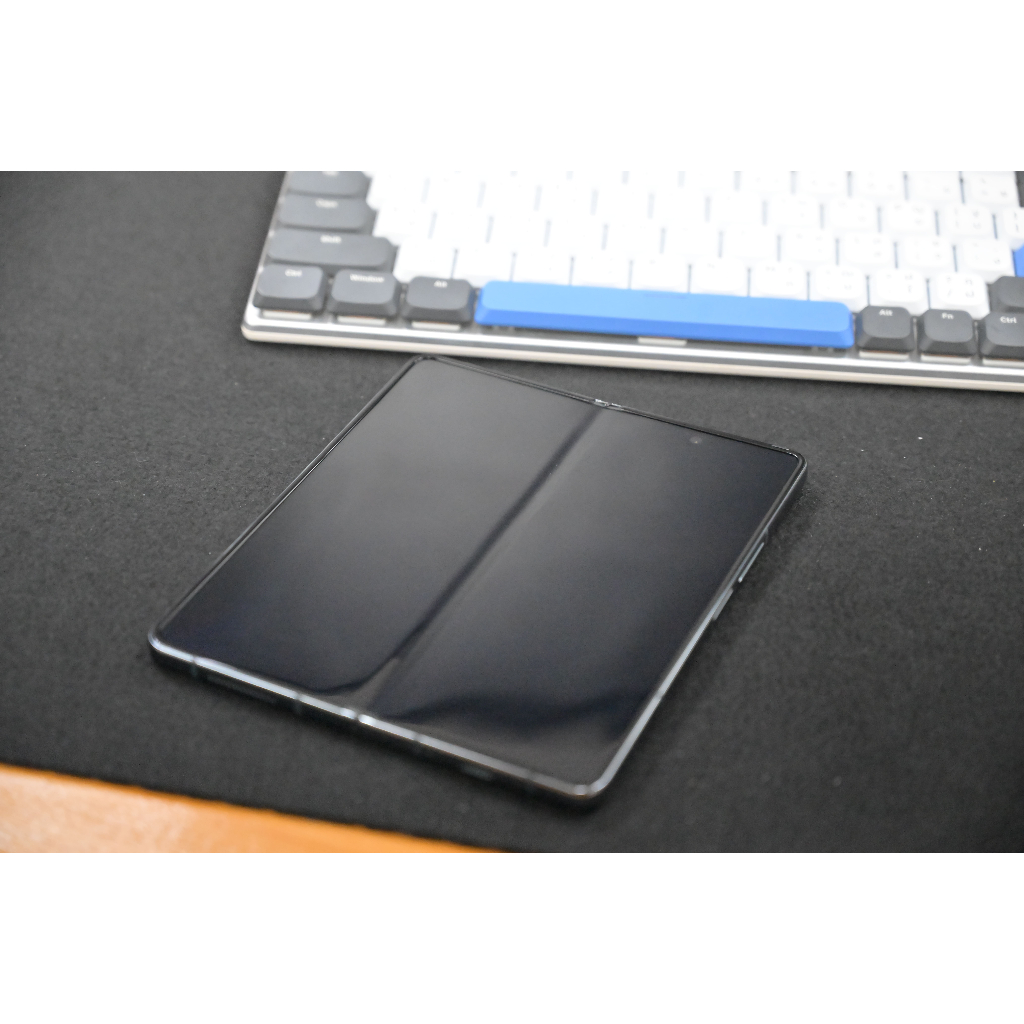 Samsung Galaxy Z Fold 4 (มือสอง)