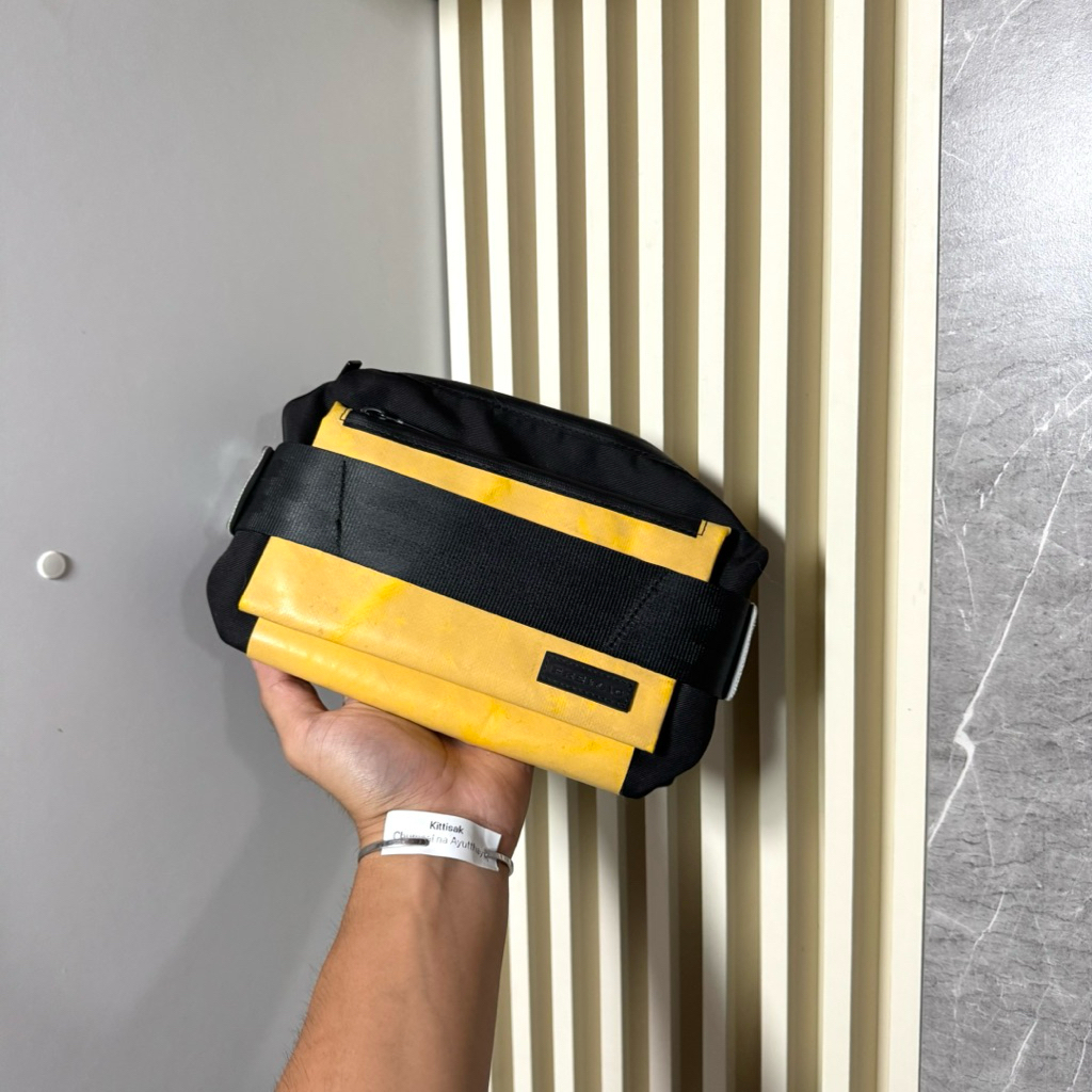 Freitag Dixon ผ้าเหลือง🟡⚪️