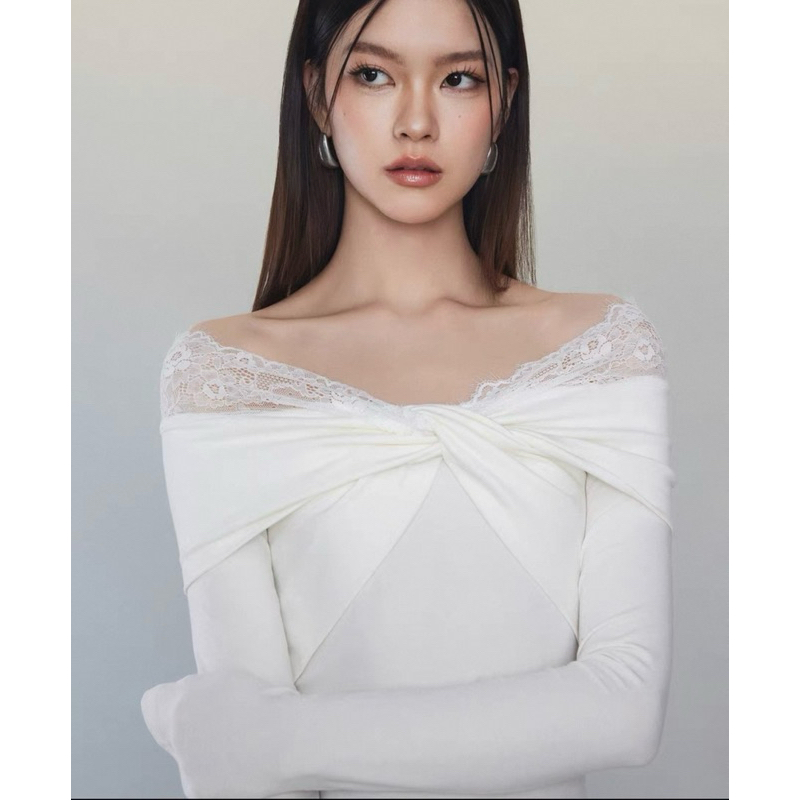 CIRA STUDIO - Top (pre-order )