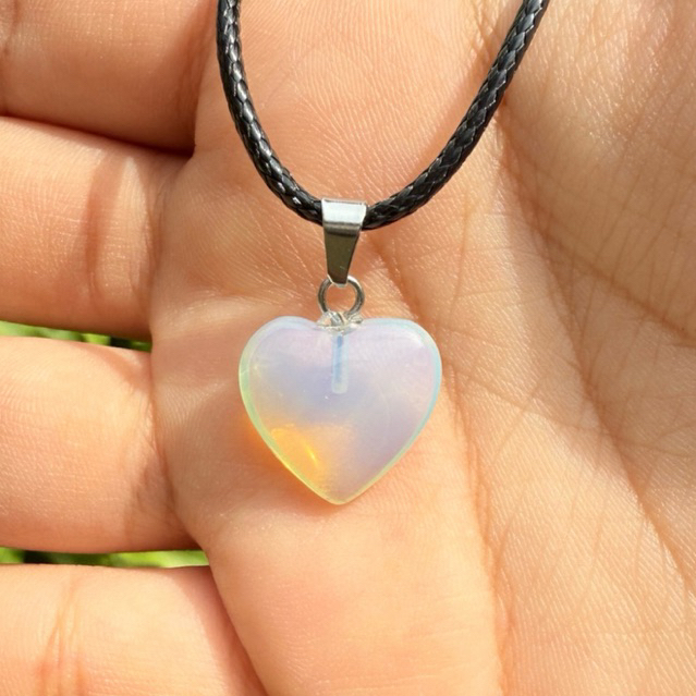 Opalite (synthetic stone) heart necklace สร้อยหัวใจโอปอลไลท์ (หินสังเคราะห์) สวย น่ารักมาก สร้อยยาว 