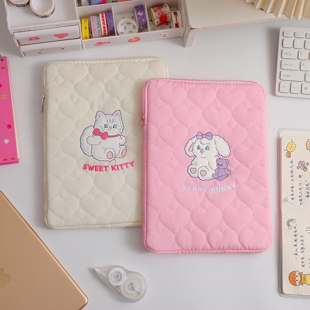 ซองใส่ไอแพด / แท็บเล็ต ลายน้องแมว SWEET KITTY | แบบนิ่มซิปปิด พร้อมส่งในไทย