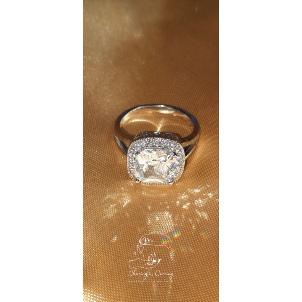 Fancy CZ A+++ Diamond ring ฿1,390.-Fancy CZ A+++ Diamond ring ฿1,390.-Fancy CZ A+++ Diamond ring ฿1,