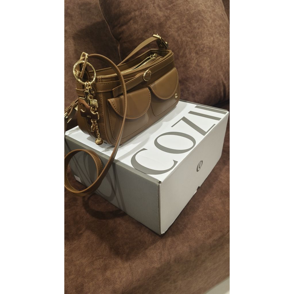 Cozii Bag Alice พร้อมจี้รุ่นพิเศษ