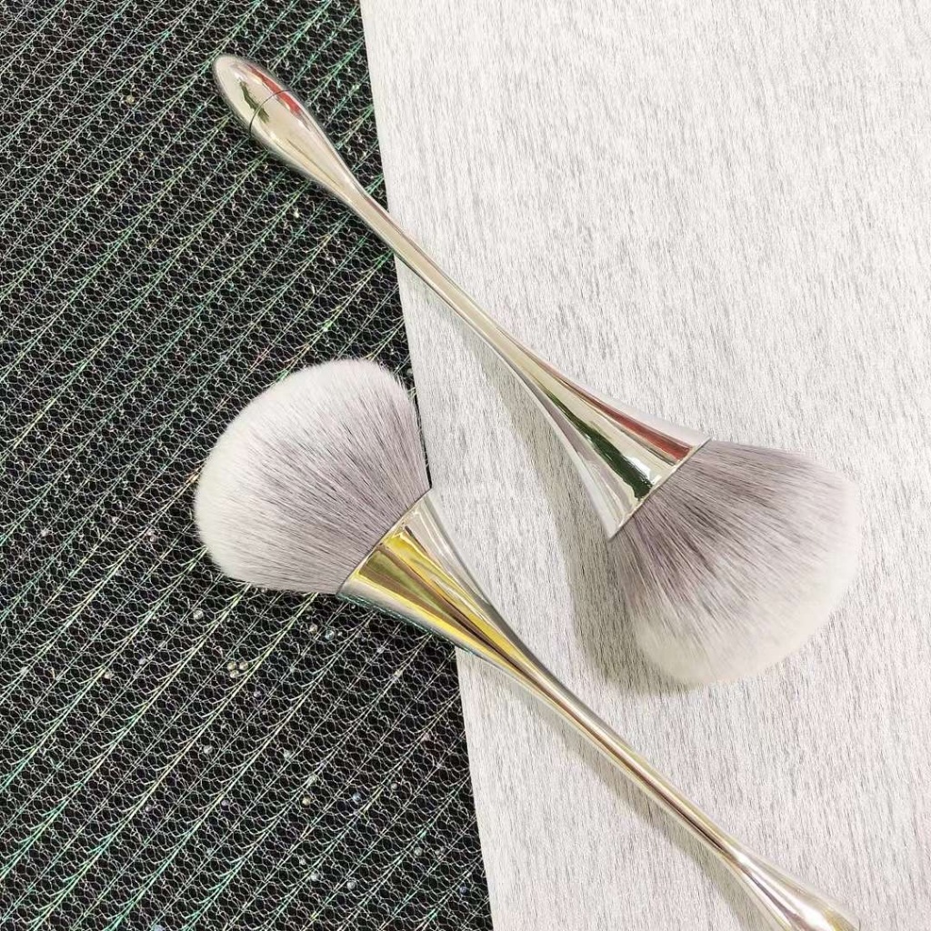 (มีส่งด่วน)  แปรงปัดแป้ง แปรงปัดแป้งฝุ่น (Loose Powder Brush)  ขนแปรงฟู กระจายตัวได้ดี