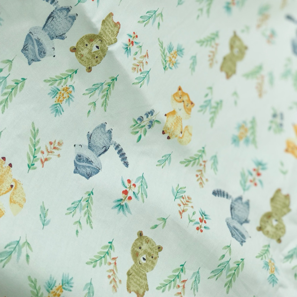 ผ้าแบ่งขาย 1 ชิ้น 1/2 เมตร ผ้า cotton 100% หน้ากว้าง 64“(160cm.) เนื้อนุ่ม พร้อมส่ง