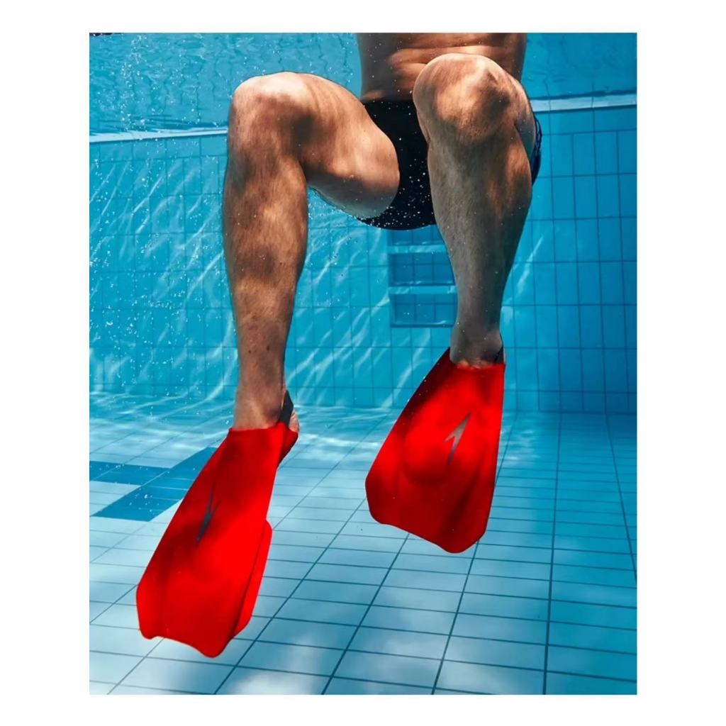แขนสั้นสำหรับผู้ใหญ่ SPeedo ตีนกบว่ายน้ำแบบยูนิเซ็กซ์ ตีนกบฝึกดำน้ำแบบนุ่ม ตีนเป็ดแบบฟรีสไตล์ ตีนกบสั้นแบบมืออาชีพ สไตล์