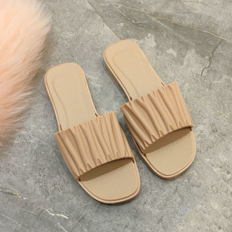 F01 (เป็นยาง) ส่งเร็วรองเท้าแตะผู้หญิงแฟชั่นเกาหลียอดฮิตมาก คุณภาพคุ้มราคาเพราะถูกมาก ออกแบบสวยงาม ไม่ซ้ำใคร